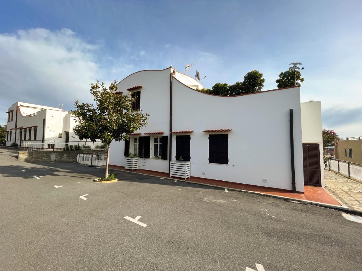 Casa La Perla - Con Terrazza Panoramica, Piscina E Free Parking Apartment Ceriale